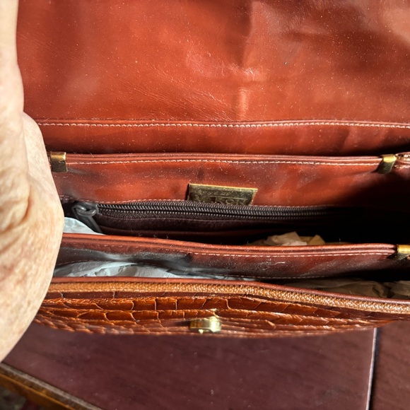 Vintage Collectible NWOT Varon Handbags genuine crocodile saddle bag cognac brow - Picture 7 of 8